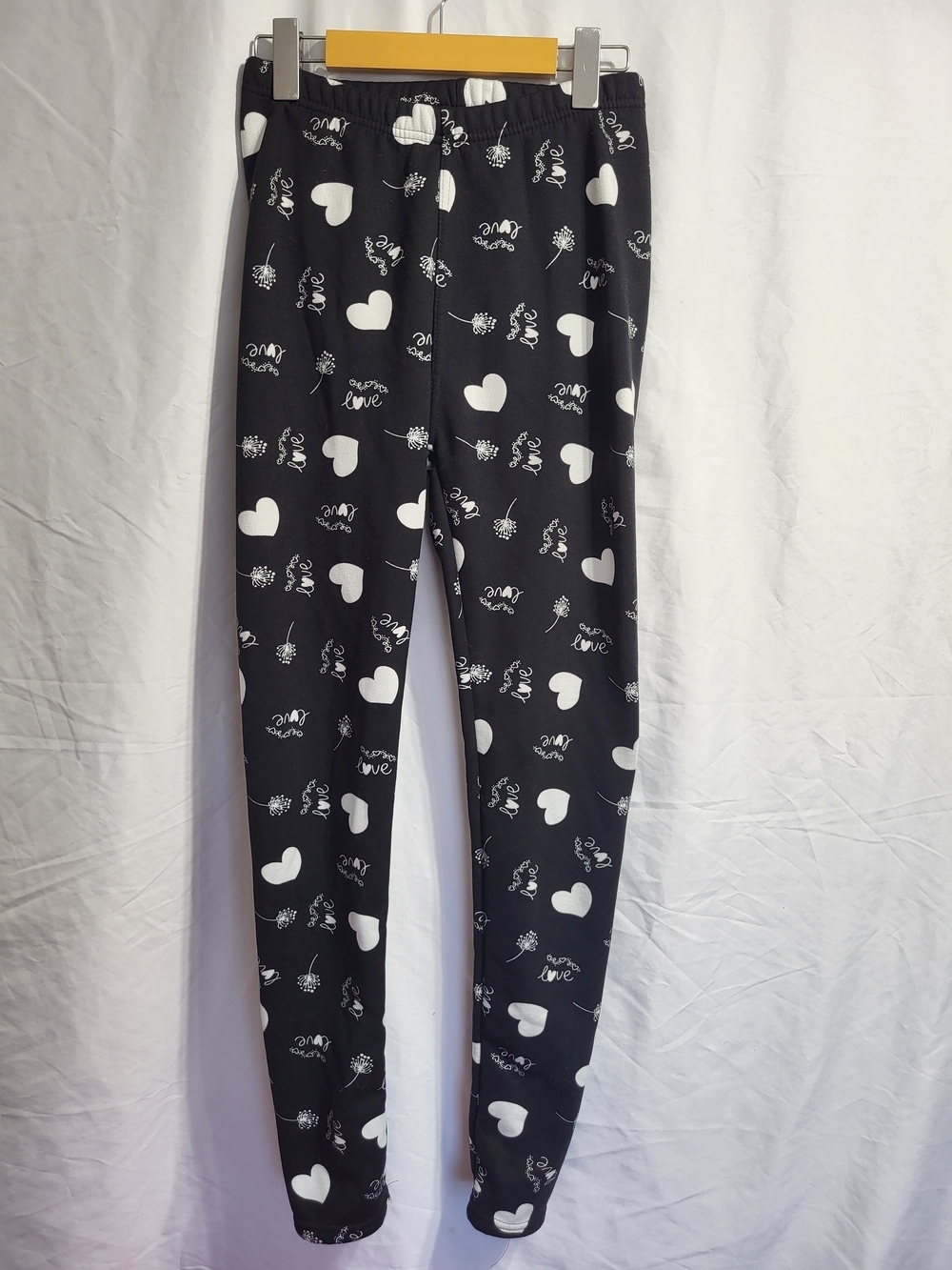 Women’s Black Heart Print Leggings